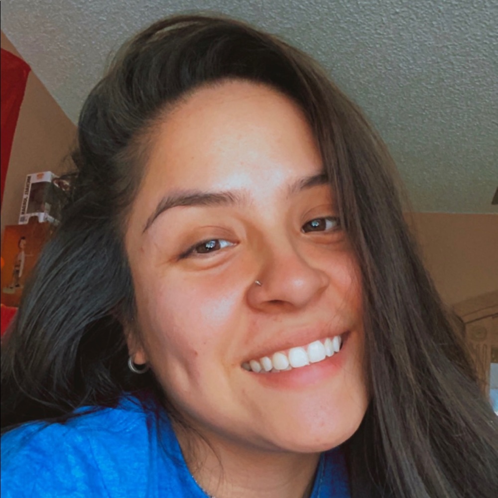 Meet your Posher, Nallely